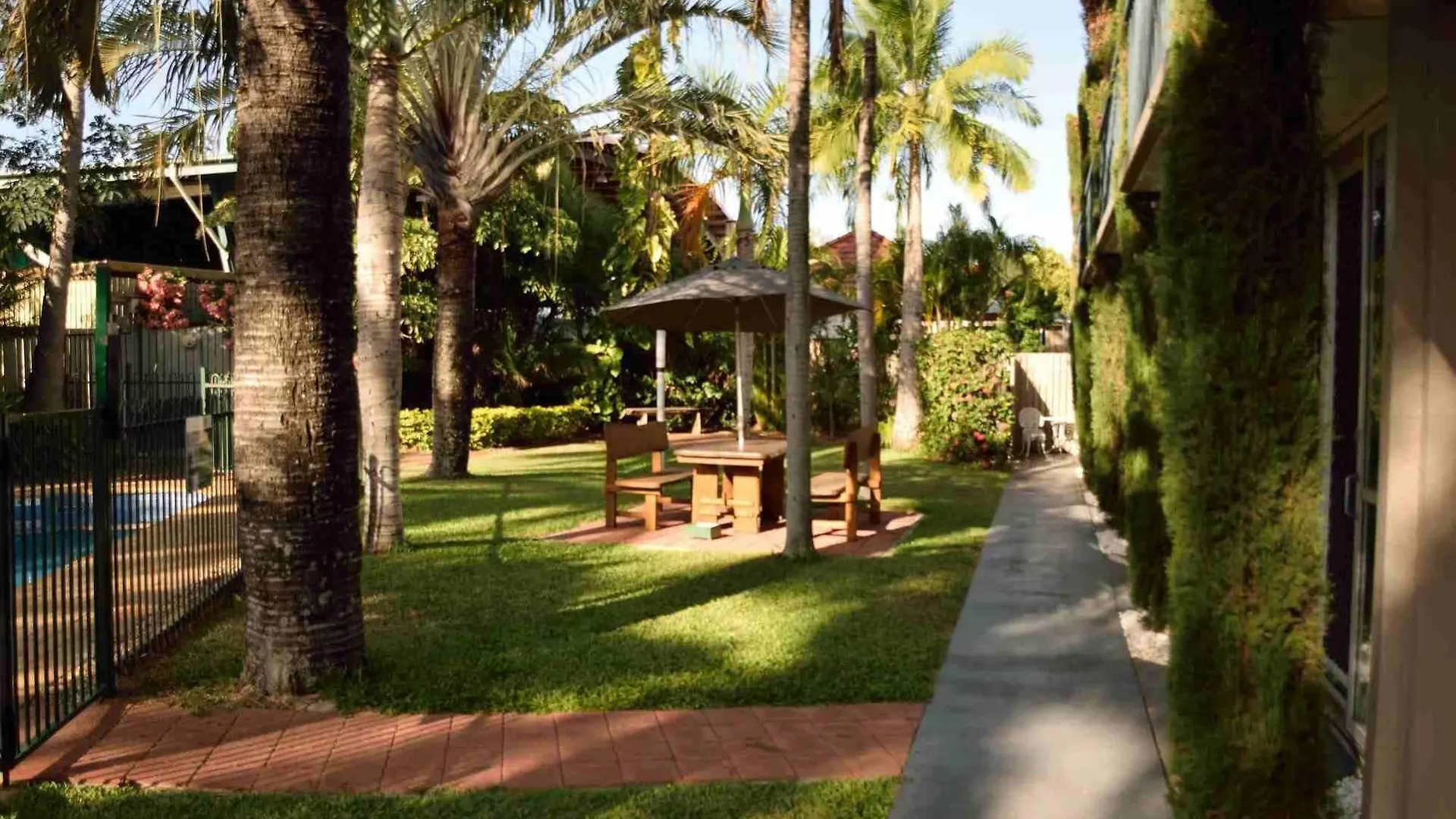 Motel 98 Rockhampton